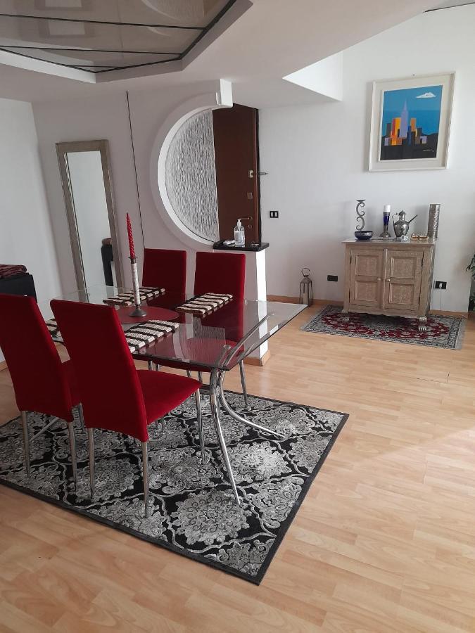 Corte Lambruschini Central Apartment With Free Covered Parking Genua Exterior foto