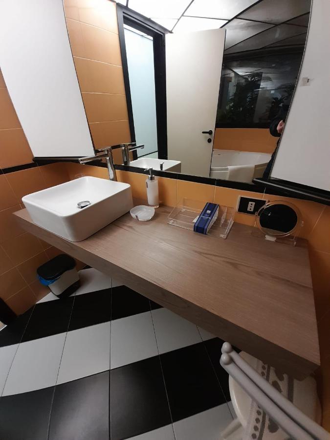 Corte Lambruschini Central Apartment With Free Covered Parking Genua Exterior foto