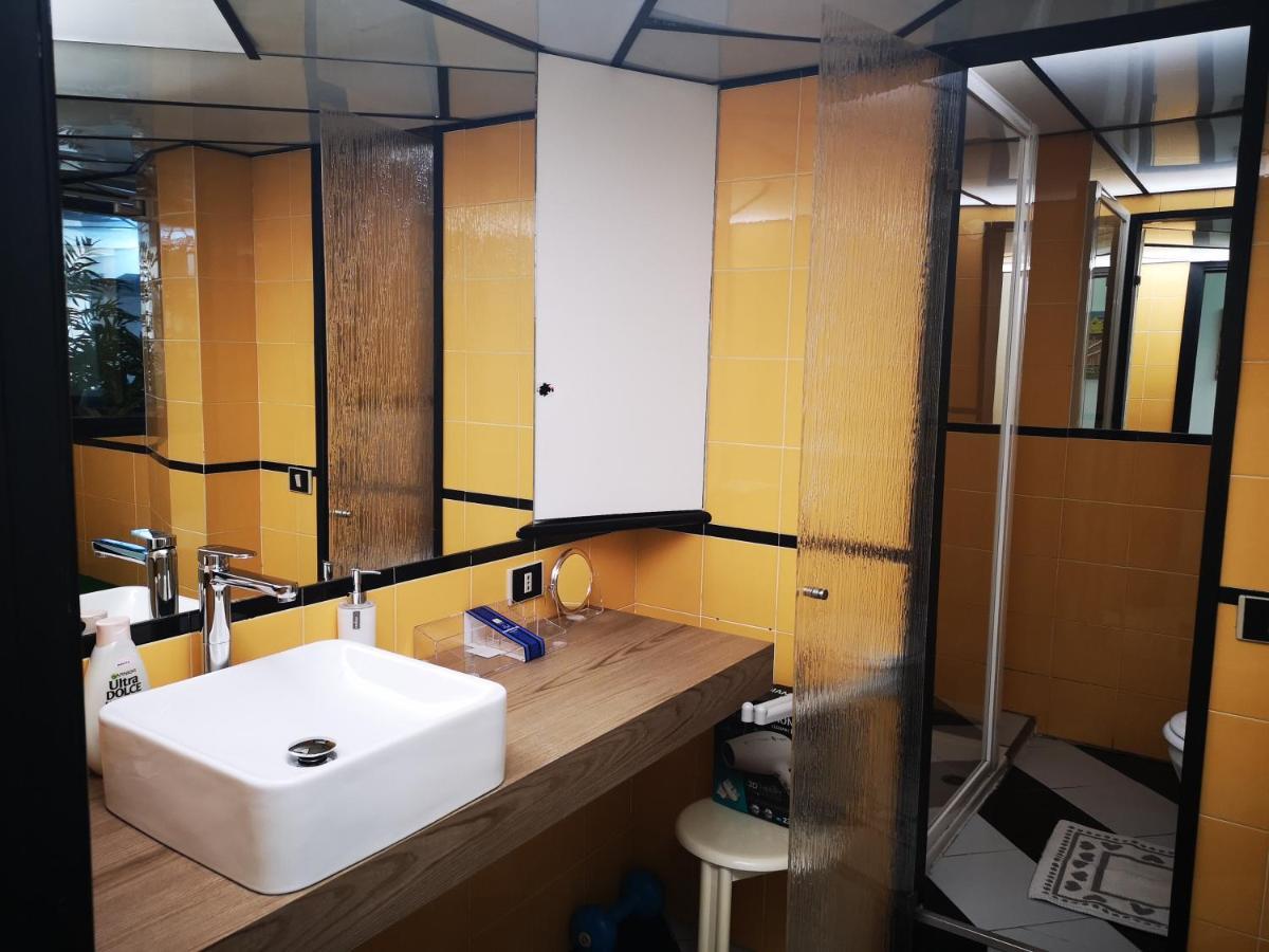 Corte Lambruschini Central Apartment With Free Covered Parking Genua Exterior foto